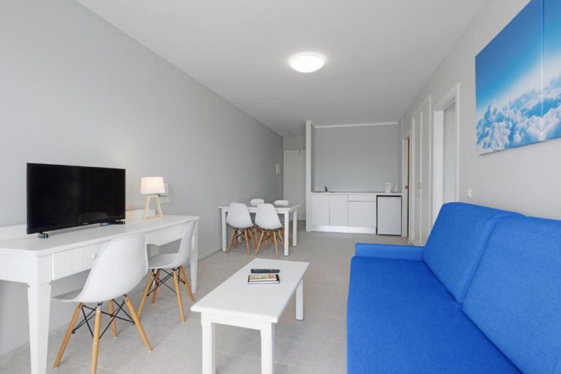 Hotel Flipflop Cala Mandia