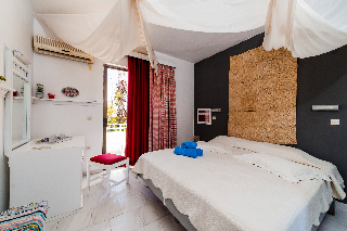 Kouros Home (adults only 18+)