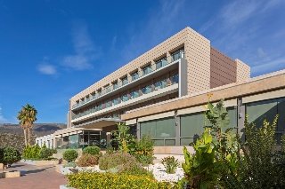 I-Resort Beach Hotel and Spa