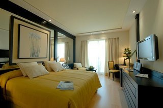 Las Arenas Balneario Resort