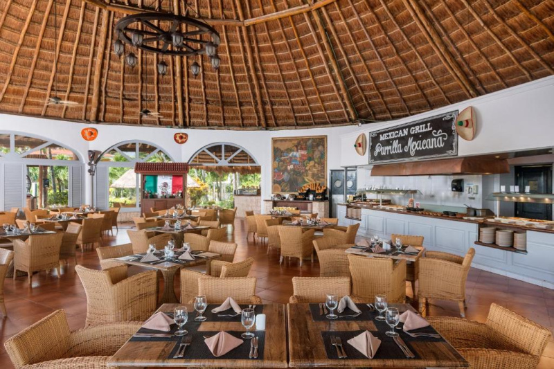Ocean Maya Royale By H10 Hotels (adults only)