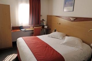 Kyriad Nice Port Hotel