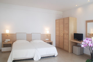 Maritimo Beach Hotel